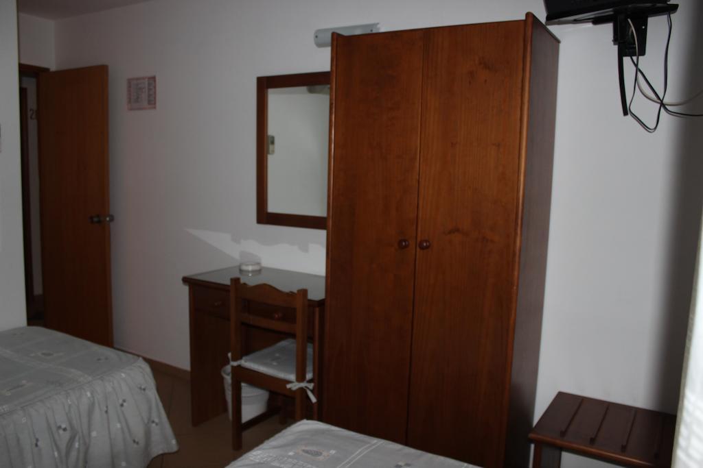 Dom Fernando I Hotel Loule Ruang foto