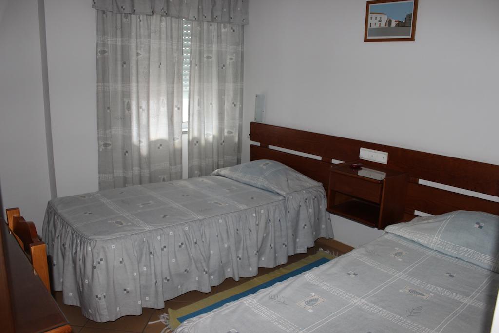 Dom Fernando I Hotel Loule Ruang foto