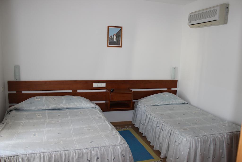 Dom Fernando I Hotel Loule Ruang foto